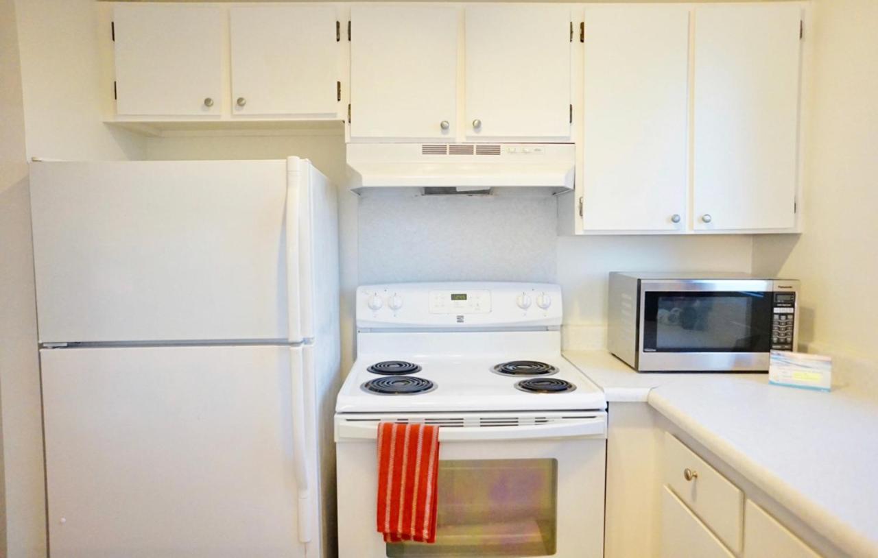 Apartamento 1508- Heart Of Waikiki With Kitchen-free Parking-king Bed-corner Unit Honolulu